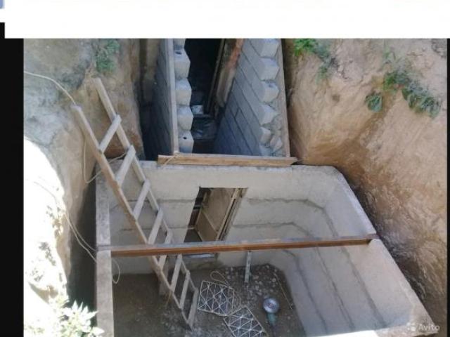 Погреб монолитный бетонный от производителя, погреб монолитный с лестницей бетонной, погреб с лазом, Красноярск Погреб монолитный бетонный от производителя, погреб монолитный с лестницей бетонной, погреб с лазом, Красноярск