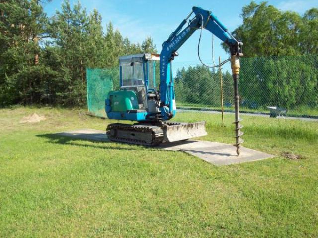 Услуги ямобура - миниэкскаватора, Санкт-Петербург