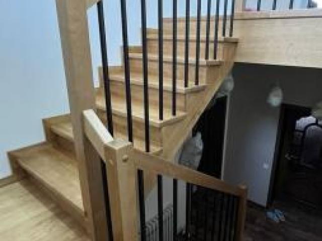 Лестница на заказ из массива березы, Барнаул