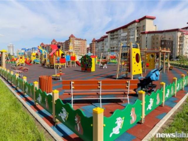 Монтаж МАФ в Москве, детских, спортивных и чилл зон и площадок, Москва