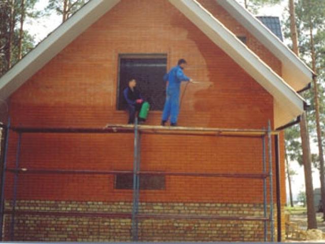 Чистка фасада зданий. Очистка стен от высолов, Новосибирск