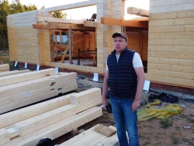 Строительство домов из клееного бруса и бревна, Москва