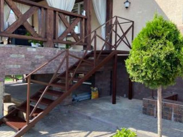 Лестницы с площадкой стиль лофт от 3000р, Брест