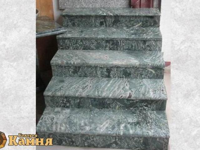 Ступени, лестницы из мрамора и гранита, Новороссийск