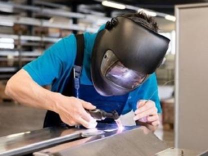 Сварочные работы - монтаж заборов, навесов, перилл, Чернигов