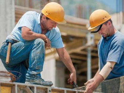 Бригада разнорабочих, Санкт-Петербург