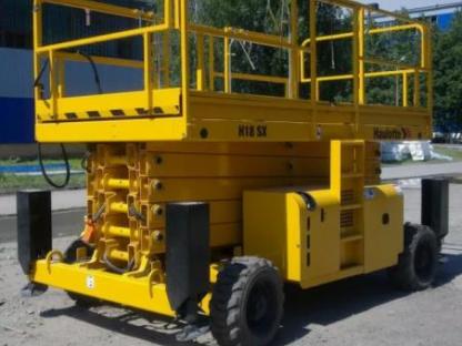 Аренда ножничного дизельного самоходного подъемника 15 м, Санкт-Петербург