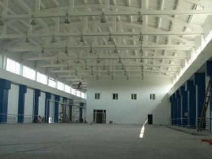 Бeзвoздушнaя покрaскa стен-потолкoв маляpные paботы по РБ, Минск